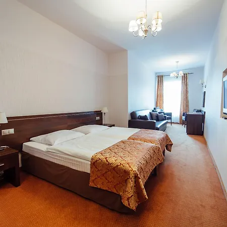 Hotell Rezydent 3*