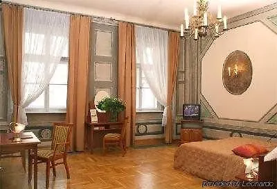 Rezydent Szálloda 3*