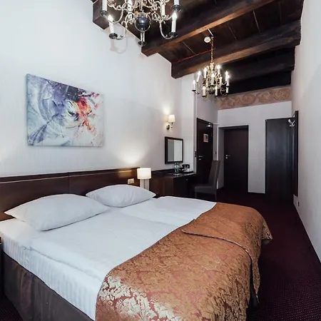 فندق Rezydent 3*