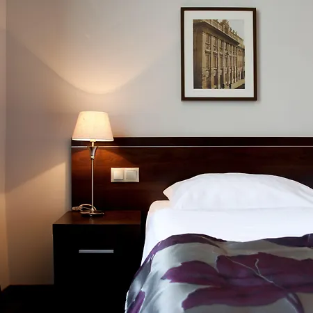 Rezydent 3* كراكوفيا